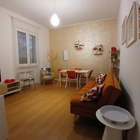 - Carlihaus شقة ميلان